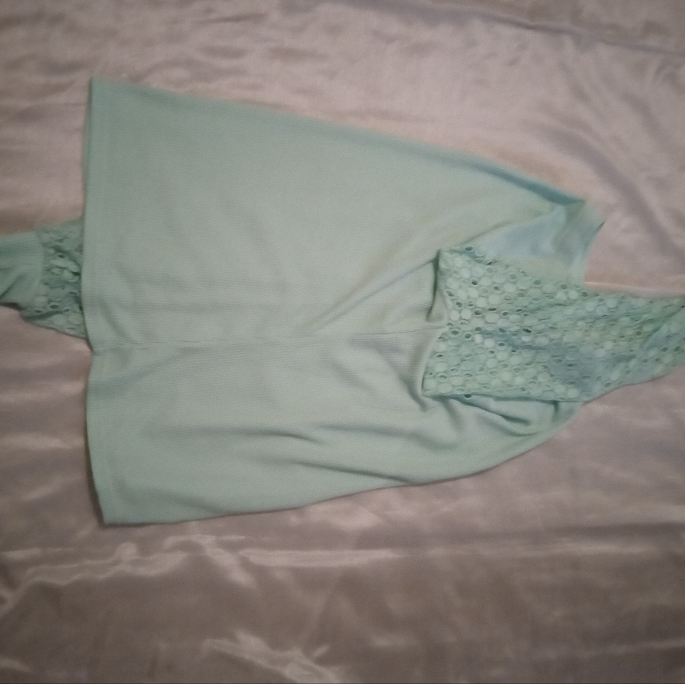 New Without Tag Miholl Mint Green Lace Sleeve Sweatshirt SizeL - Picture 5 of 8